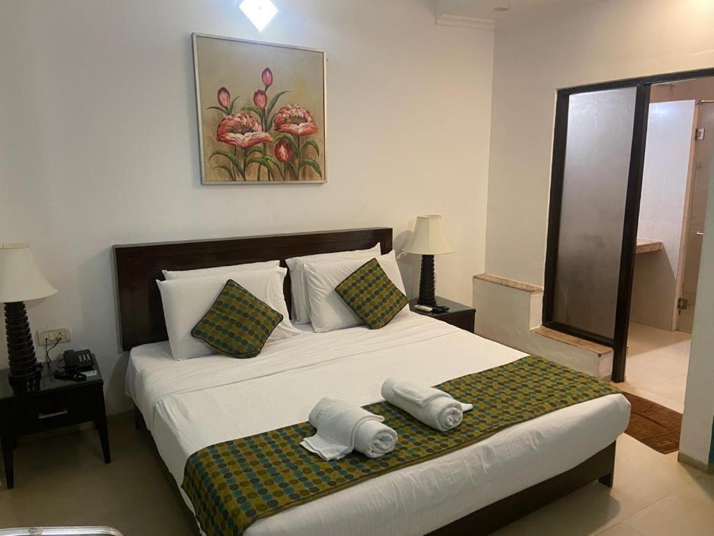 هتل کولونیا